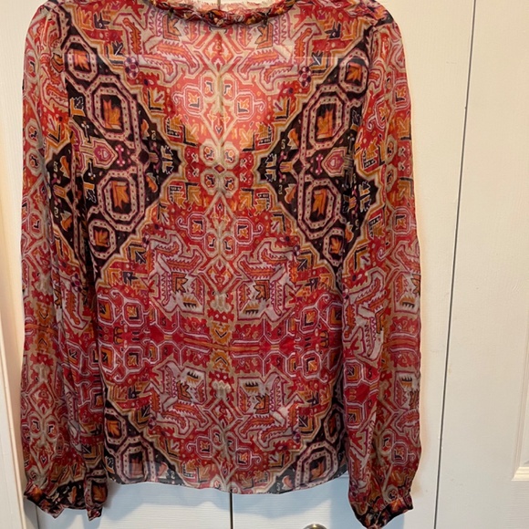 Elie Tahari 100% silk size S top - Picture 8 of 12